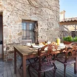 Lets Holidays House In Vella Hébergement de vacances *
