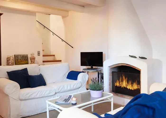 Lets Holidays House In Vella Hébergement de vacances